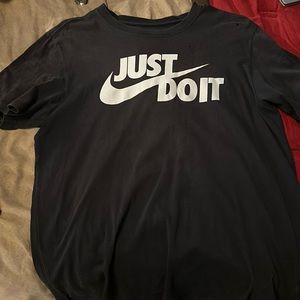 Black Nike men shirts